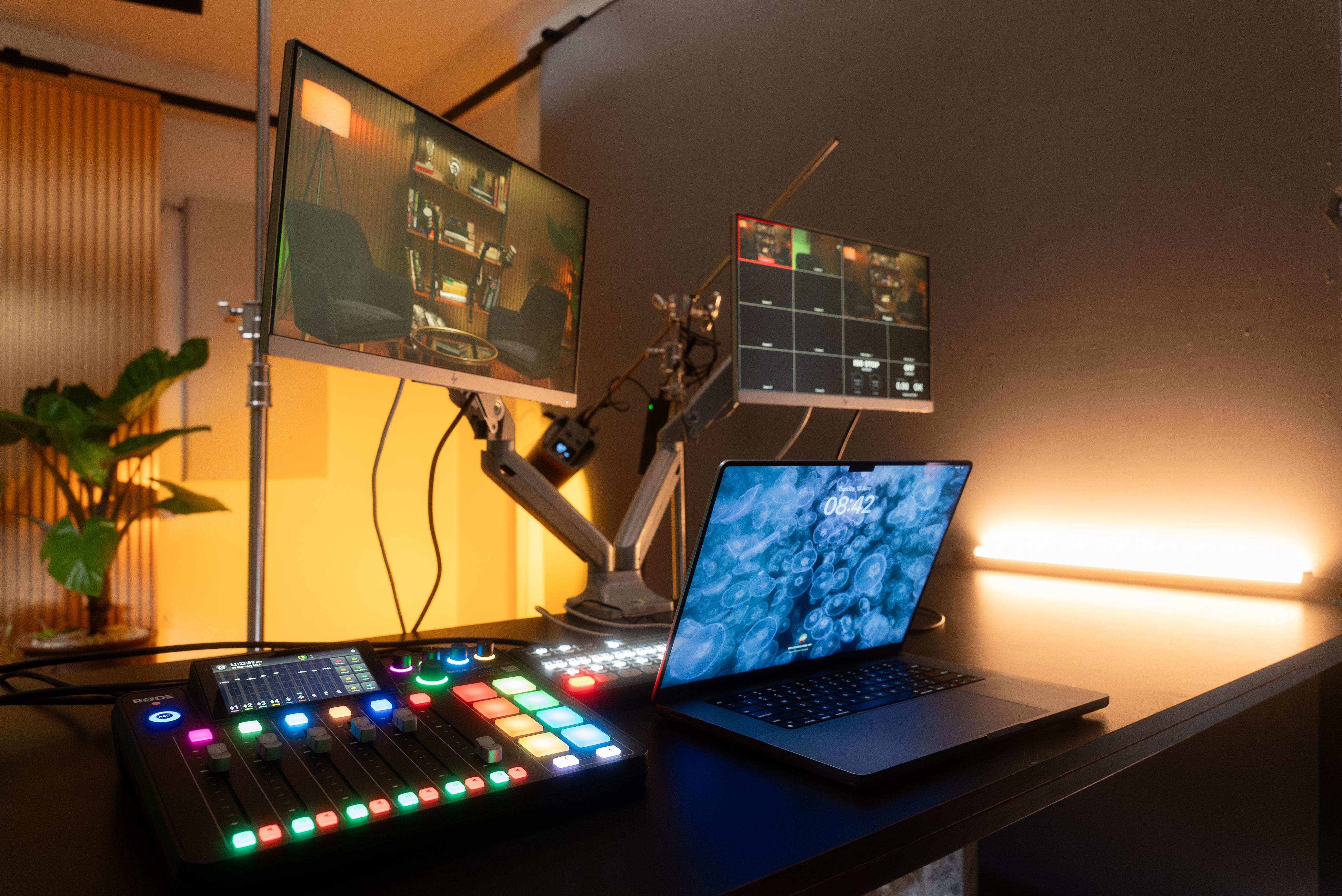Studio 4